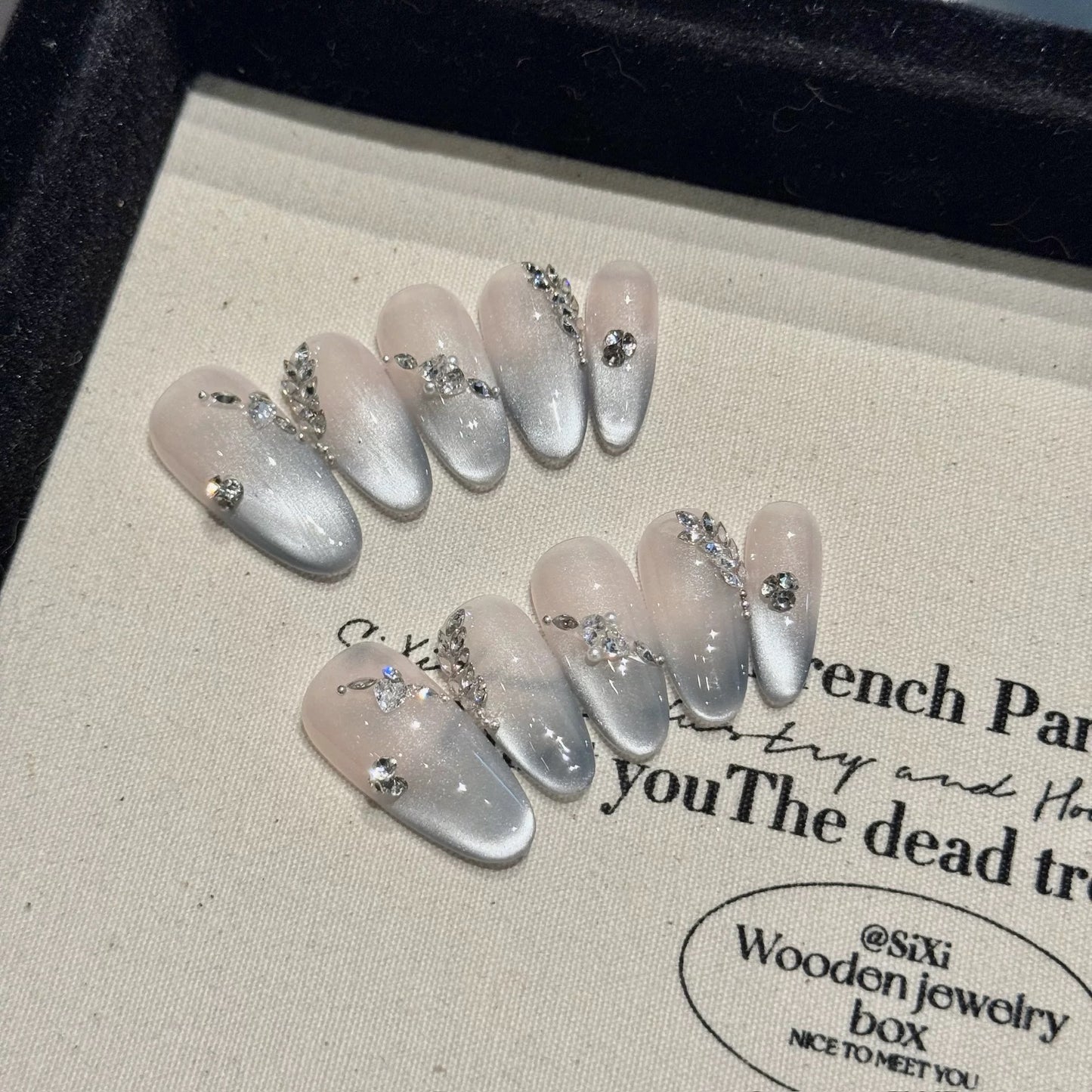 Legends in the Mist|Oval Blue Nail|Press On Nails