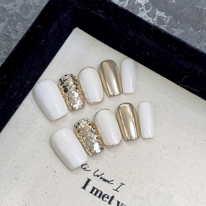 Roman Holiday｜Coffin White & Gold Nail｜Press On Nails