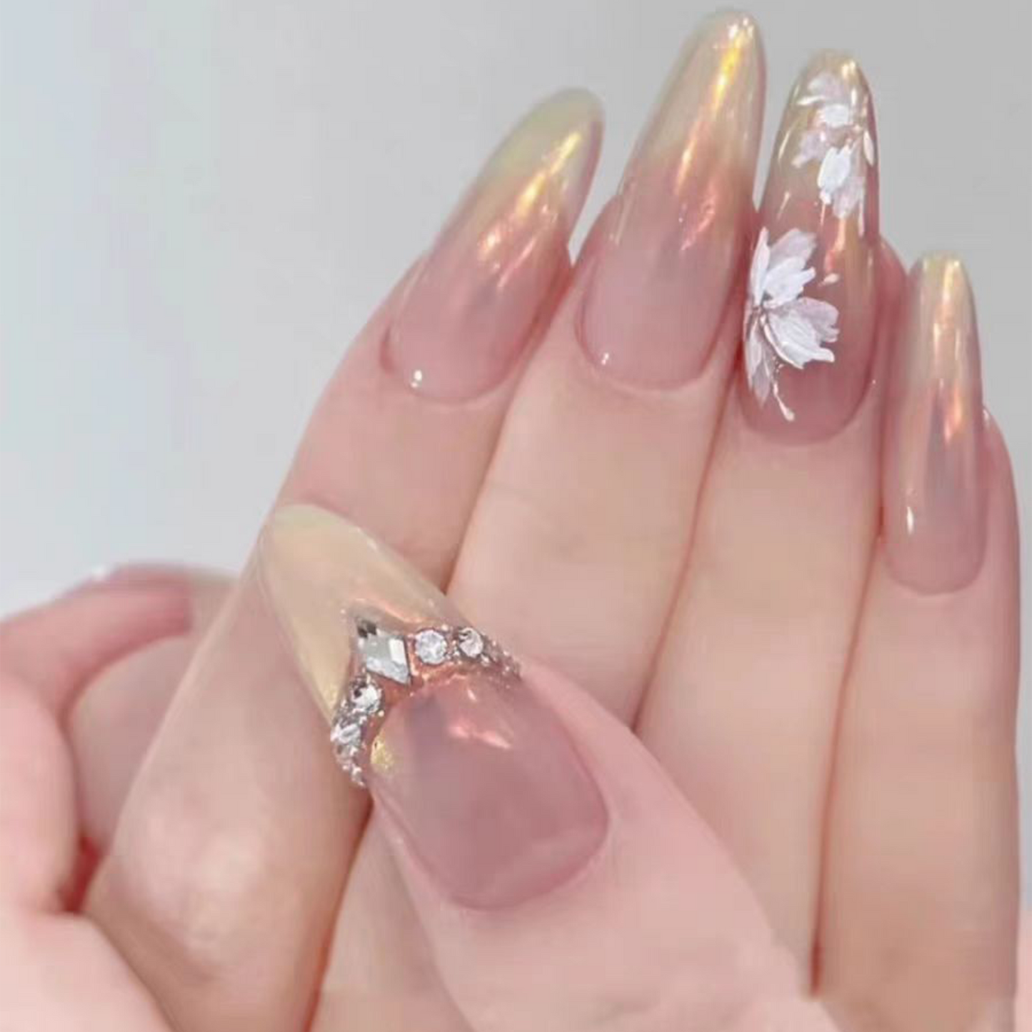 Fae Frost Blooms｜Oval Clear Nail｜Press On Nails